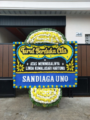 Papan Bunga Duka di Siantar Narumonda